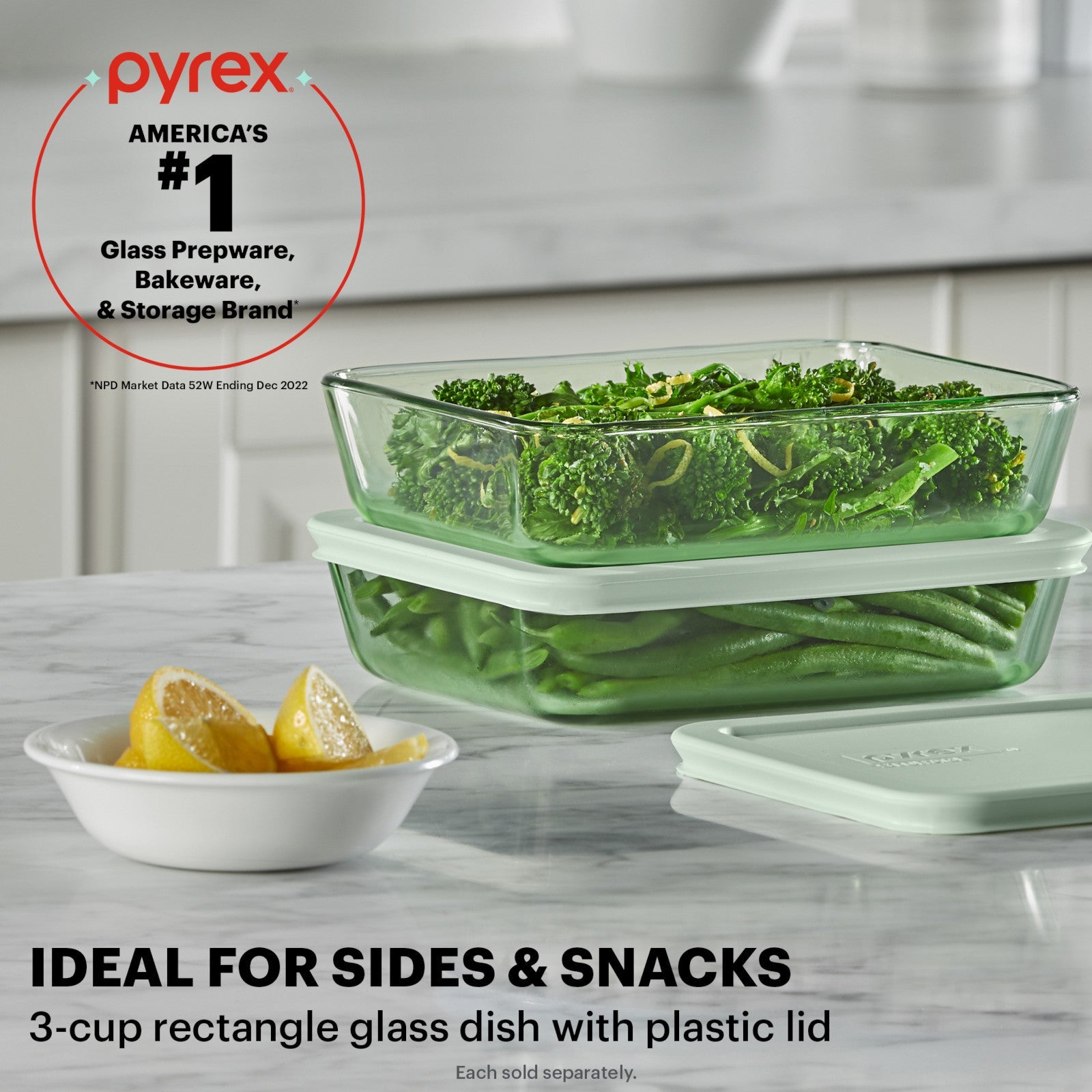 Pyrex? Simply Store? Tinted 3-cup Rectangle Storage with Green Plastic Lid - Image 2