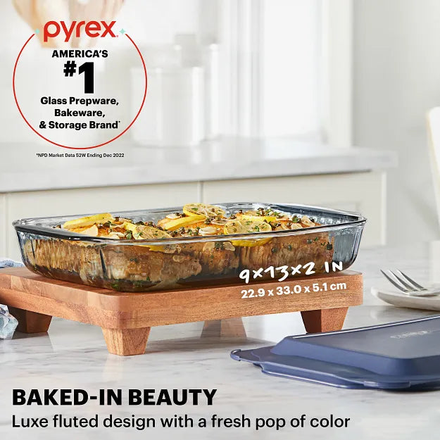 Pyrex? Colors Sculpted Tinted 9 x 13 Baking Dish with Plastic Lid. Smoke - Image 2
